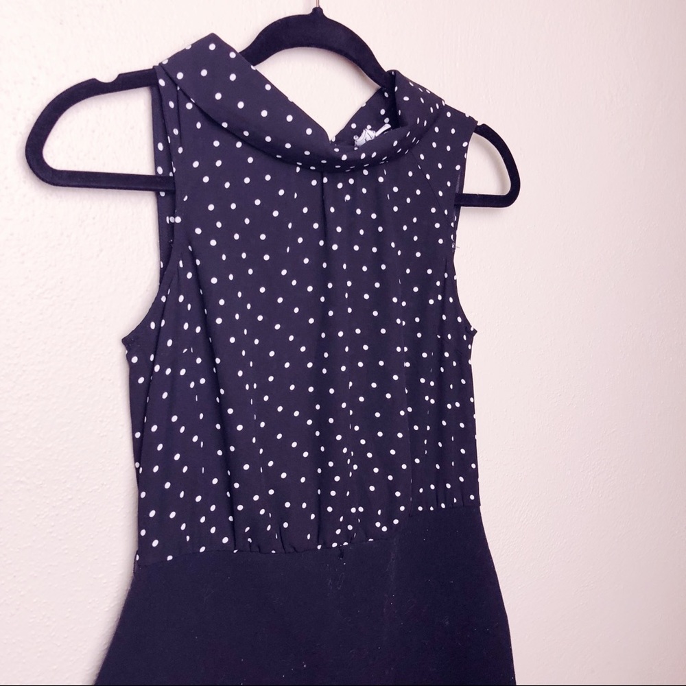 Dress - Picture 3 of 5
